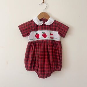 VIVE LE FETE VGUC Hand Smocked Plaid Apple Peter Alan Collar Heirloom Bubble